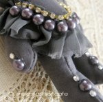 クマさんチャーム 　グレー・パール・ビジュー