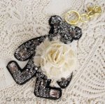 クマさんチャーム 　クリスタル・フラワー（大）