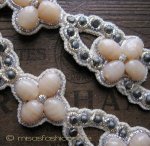 ディーパ　グルナニ　 ヘアバンド　ピーチフラワー