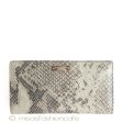 （画像用） Kate Spade　 お財布 パイソン