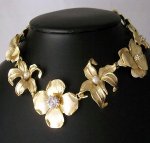 KJL フラワーネックレス