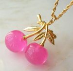 KJLチェリーネックレス