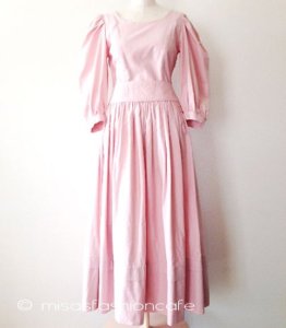 （画像用） ローラ アシュレイ　1点物 ビンテージ　ワンピース