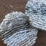 Lavish　大振りピアス 　ガラスビーズ刺繍