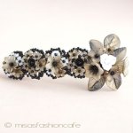 CA/仏製　お花バレッタ 　白黒＆ゴールド