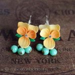 スミレのお花　ピアス