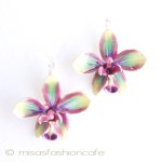 ピアス　または　クリップ ペイント　蘭の花