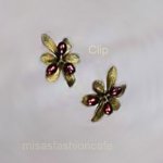 マイケルミショー イヤリング 真珠・バーベリーの木