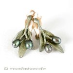 マイケルミショー　再販！ オリーブ真珠イヤリング