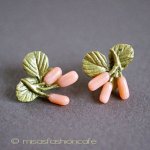 マイケルミショー ピアス 珊瑚のいちご　再販！