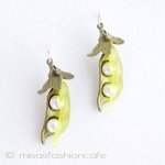 ピアス　または　クリップ 真珠　さやえんどう豆