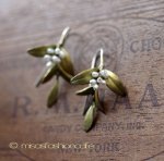 マイケルミショー ピアス 真珠　フローラル