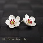 マイケルミショー ピアス 梨のお花