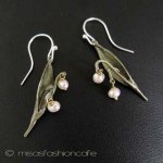 ピアス　または　クリップ 真珠すずらん　再販！