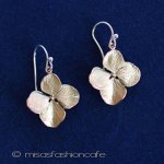 ピアス　または　クリップ マイケルミショーアジサイ