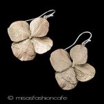 ピアス　または　クリップ あじさい　再販！