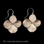 ピアス　または　クリップ あじさい　再販！