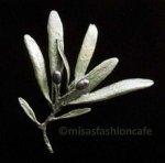 マイケルミショーブローチ 真珠のオリーブ　再販！