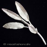 マイケルミショーブローチ ハーブ　セージの葉