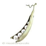 マイケルミショーブローチ 5真珠 さやえんどう豆