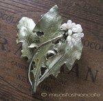 マイケルミショー ブローチ 　真珠・たんぽぽ