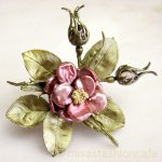 Michaud ブローチ 　ケシパールのローズ