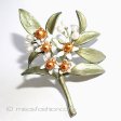 （画像用） マイケルミショーブローチ オレンジの花　真珠