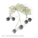 Michaud ブローチ 天然石 カシスの実