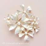 Michaud ブローチ 真珠goldフラワー