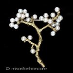 真珠　梅の花　ブローチ