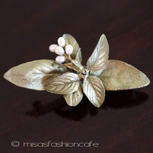 （画像用） Michaudブローチ　再販！ 真珠　ハーブ：バジル