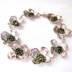 Ｍｉｃｈａｕｄ　ブレスレット ハナミズキのお花