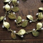 マイケルミショー ネックレス 真珠と葉ボタニカル