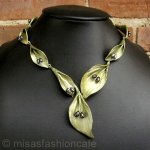 Michaud ネックレス Hostaフラワー