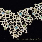 Michaud ネックレス　新着 　スワロフスキーの珊瑚