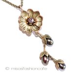 マイケル　ミショー 真珠レウィシアのお花