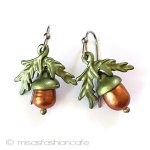 ピアスまたはクリップ 真珠の団栗どんぐり