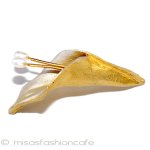 マイケルミショーブローチ 真珠　カラーの花