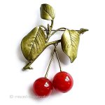天然石チェリー　ブローチ