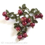 真珠ベリー　ブローチ パールのクランベリー