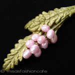 ラベンダー真珠のお花 ブローチ２個セット