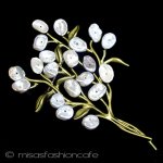 カスミソウ　ブローチ 真珠　かすみ草ブーケ