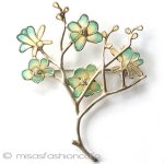 モクレン・マグノリア ボタニカル花ブローチ