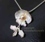 マイケルミショー・ネックレス 真珠　胡蝶蘭の花