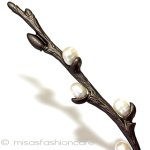 真珠の猫柳ブローチ