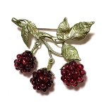天然石　ガーネット ラズベリーブローチ