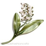 真珠すずらん　ブローチ