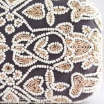 ＳＡＮＴＩサンティ クラッチ 針刺繍　エレガンス