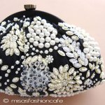 SANTIサンティ クラッチ 　アイボリー・フラワー