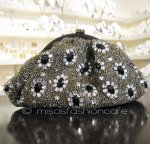 SANTI サンティ クラッチ 　ジュエル・フラワー